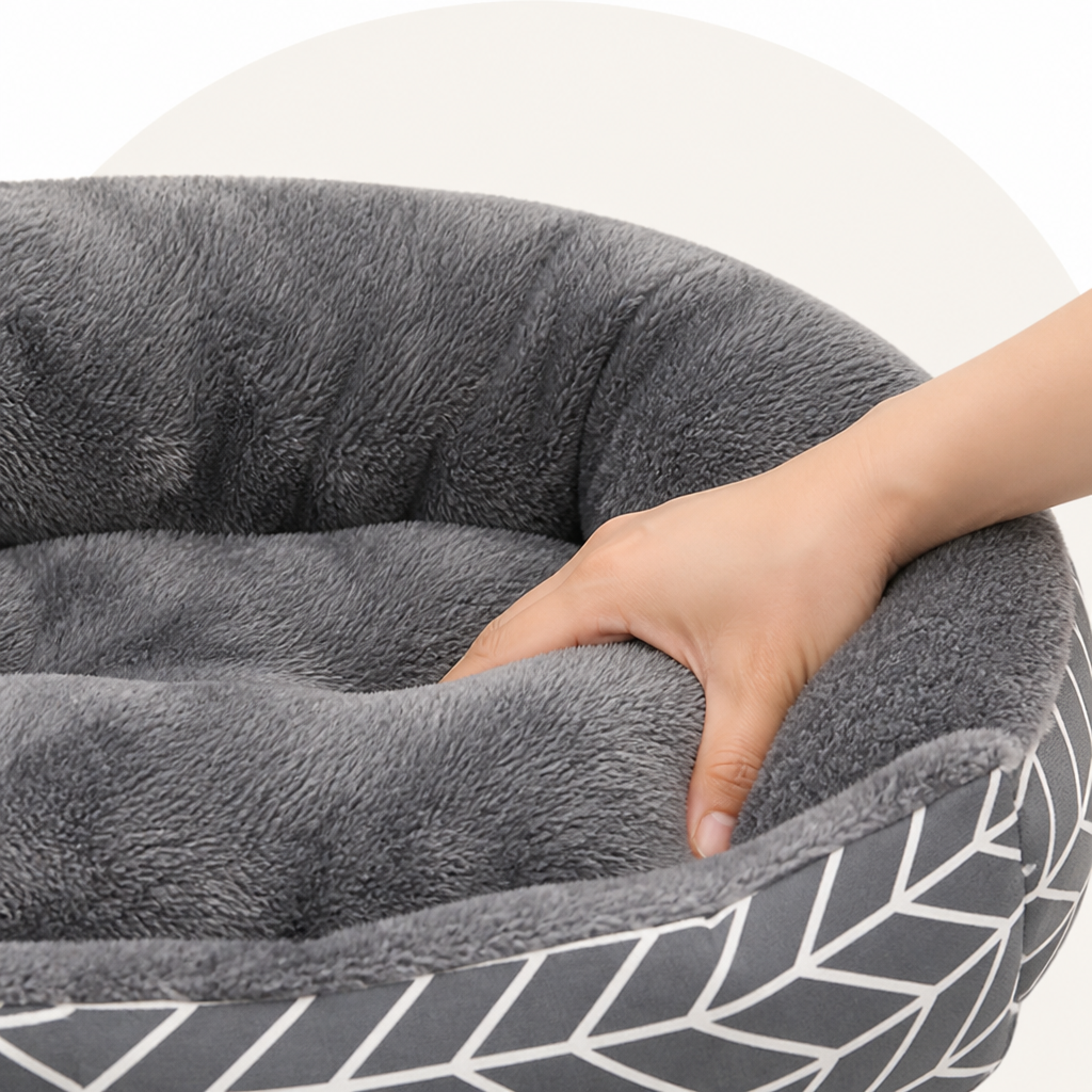 DogBedHouse Plush Polyester Winter Warm Dog Bed (Multiple Sizes)