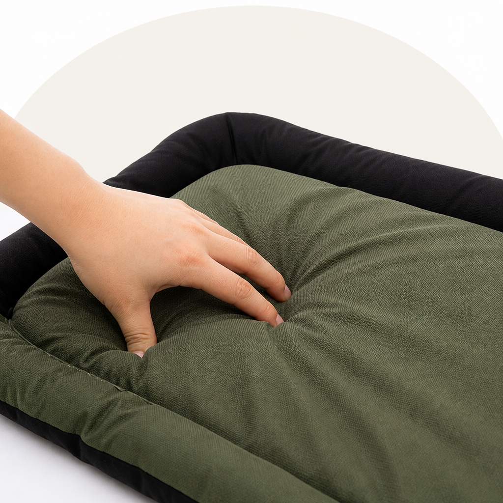 DogBedHouse Tear-Resistant Polyester All-Season Dog Bed