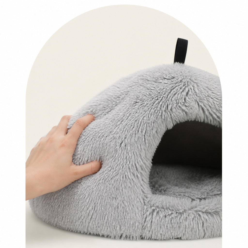 DogBedHouse Plush Velvet & Non-Slip Pet Bed (Includes Hanging Balls)