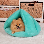 DogBedHouse Thick Plush & Insulated Triangle Kennel Mat