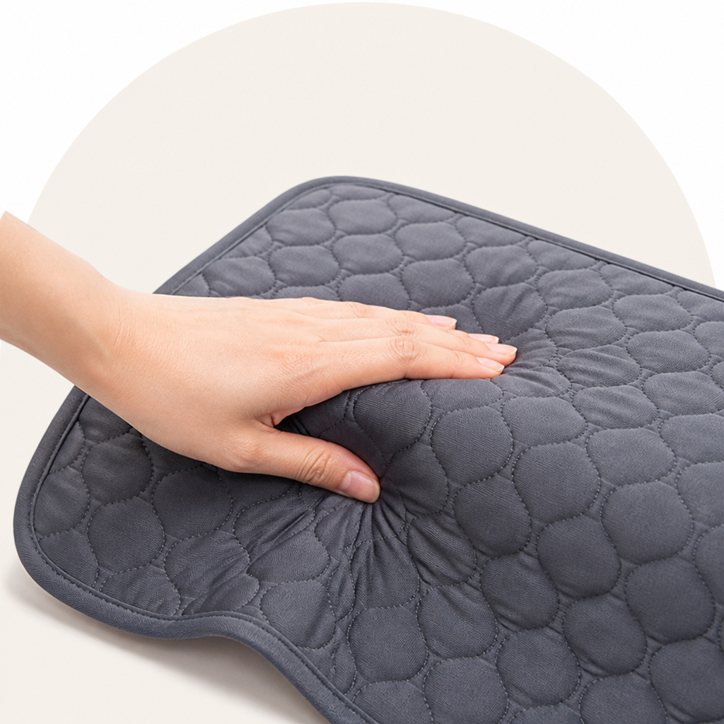 DogBedHouse Ultra Absorbent Quilted Pet Mat (Non-Slip Backing)
